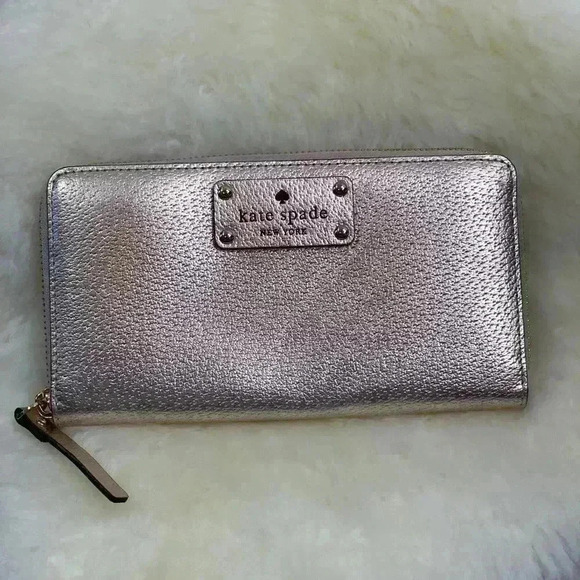 kate spade Handbags - KATE SPADE New York Shimmering Wallet